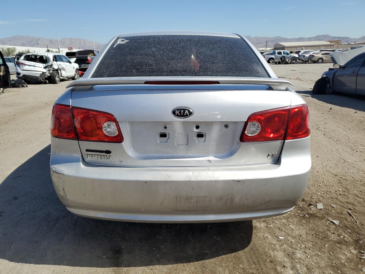 2008 Kia Optima Lx VIN: KNAGE123285263521 Lot: 63915215