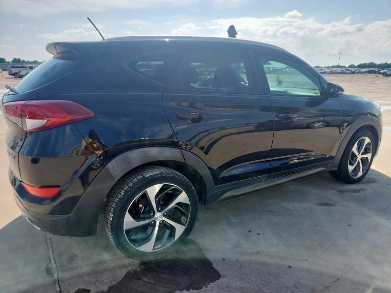 Parquets HYUNDAI TUCSON 2016 Czarny