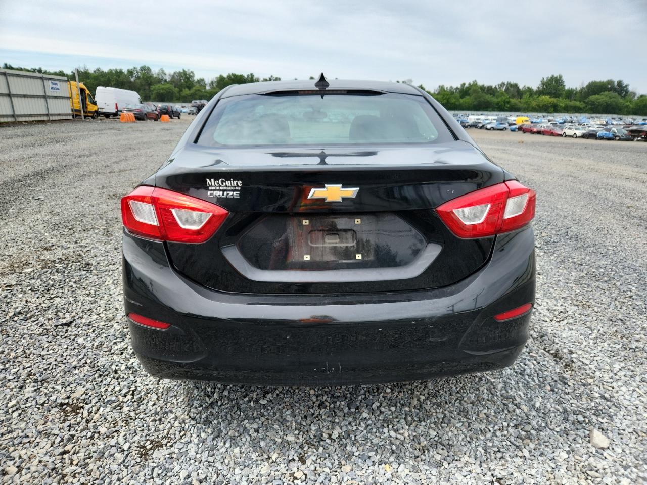 2017 Chevrolet Cruze Lt VIN: 1G1BE5SM5H7205493 Lot: 64411375
