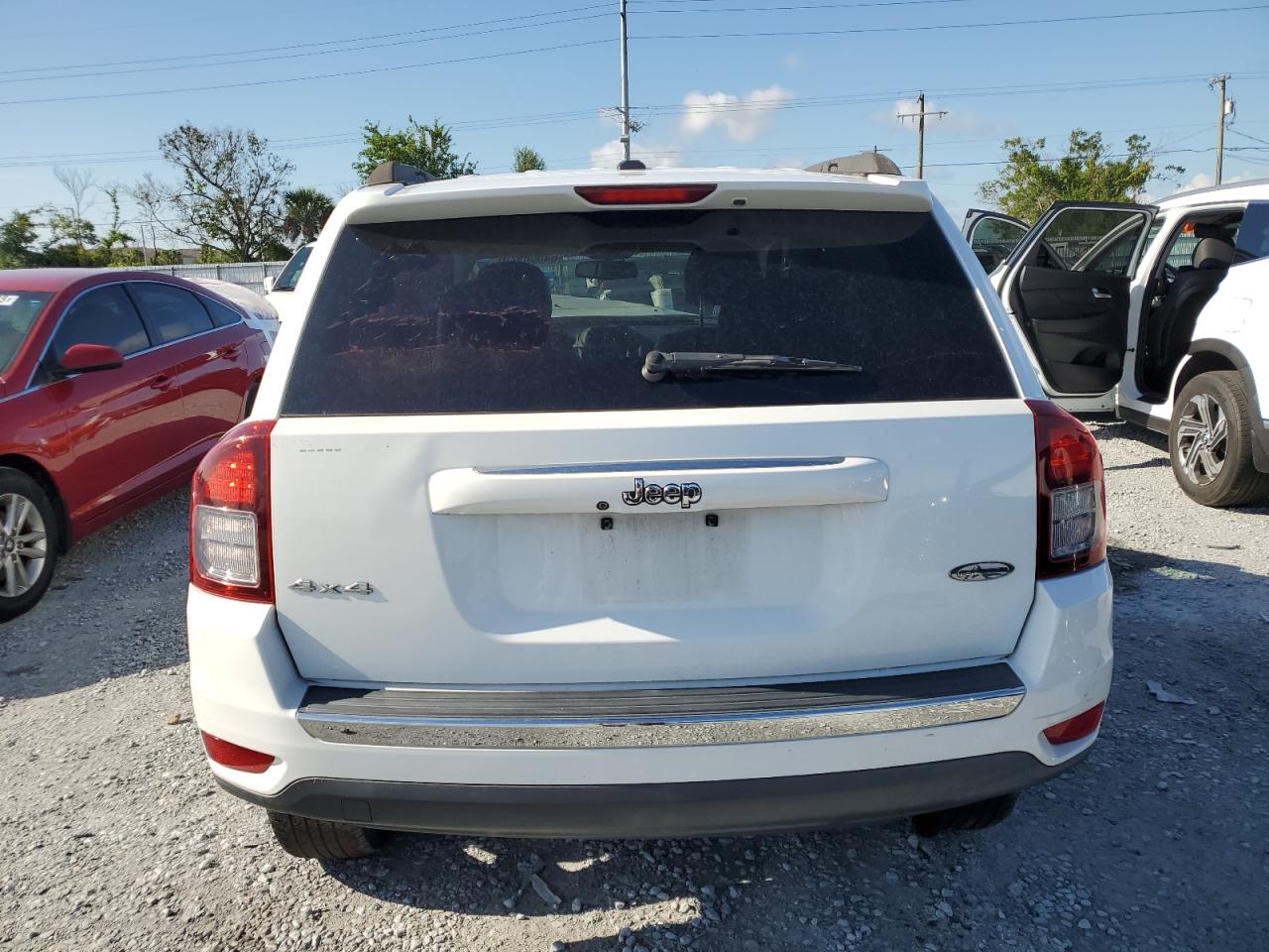 2015 Jeep Compass Latitude VIN: 1C4NJDEB3FD155017 Lot: 64500925