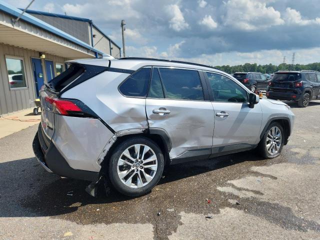  TOYOTA RAV4 2019 Серебристый