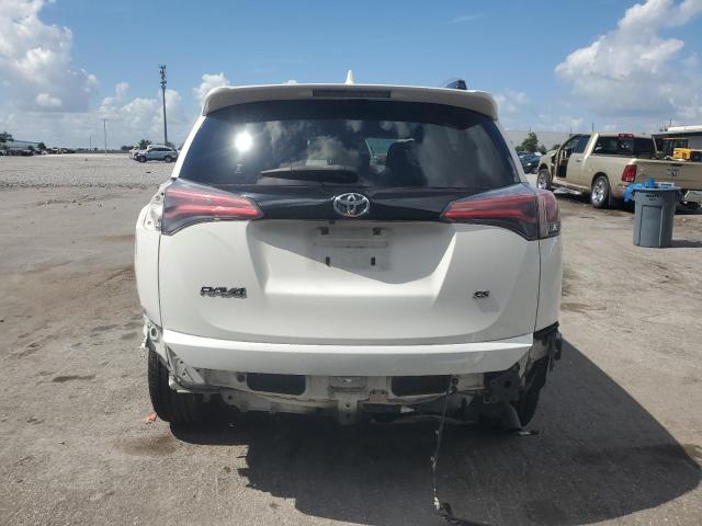  TOYOTA RAV4 2018 White