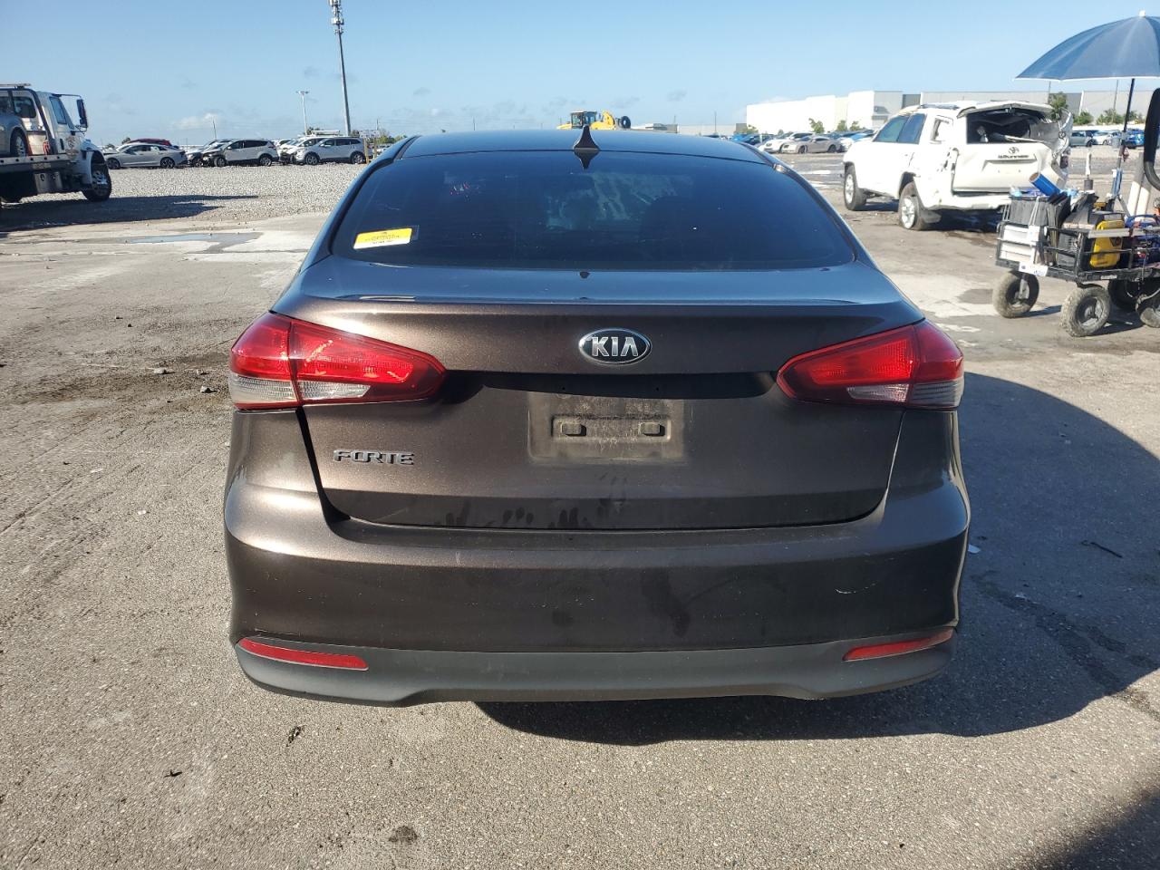 2018 Kia Forte Lx VIN: 3KPFK4A79JE212623 Lot: 65012955