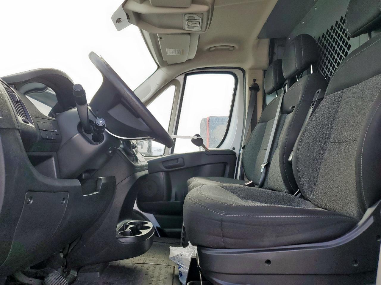2019 Ram Promaster 2500 2500 High VIN: 3C6TRVDG4KE500283 Lot: 62145075