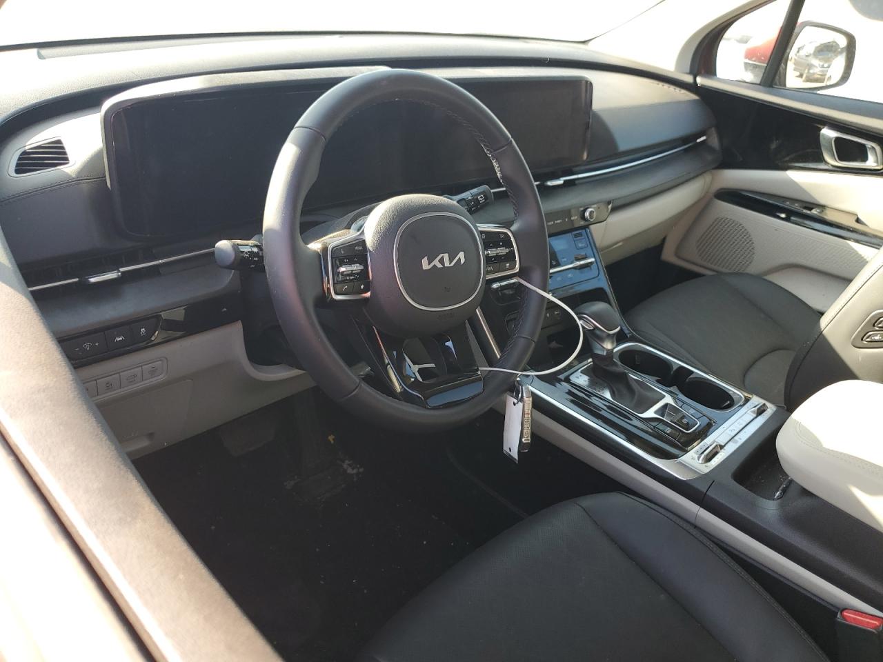 2023 Kia Carnival Sx VIN: KNDNE5H31P6222556 Lot: 63106525