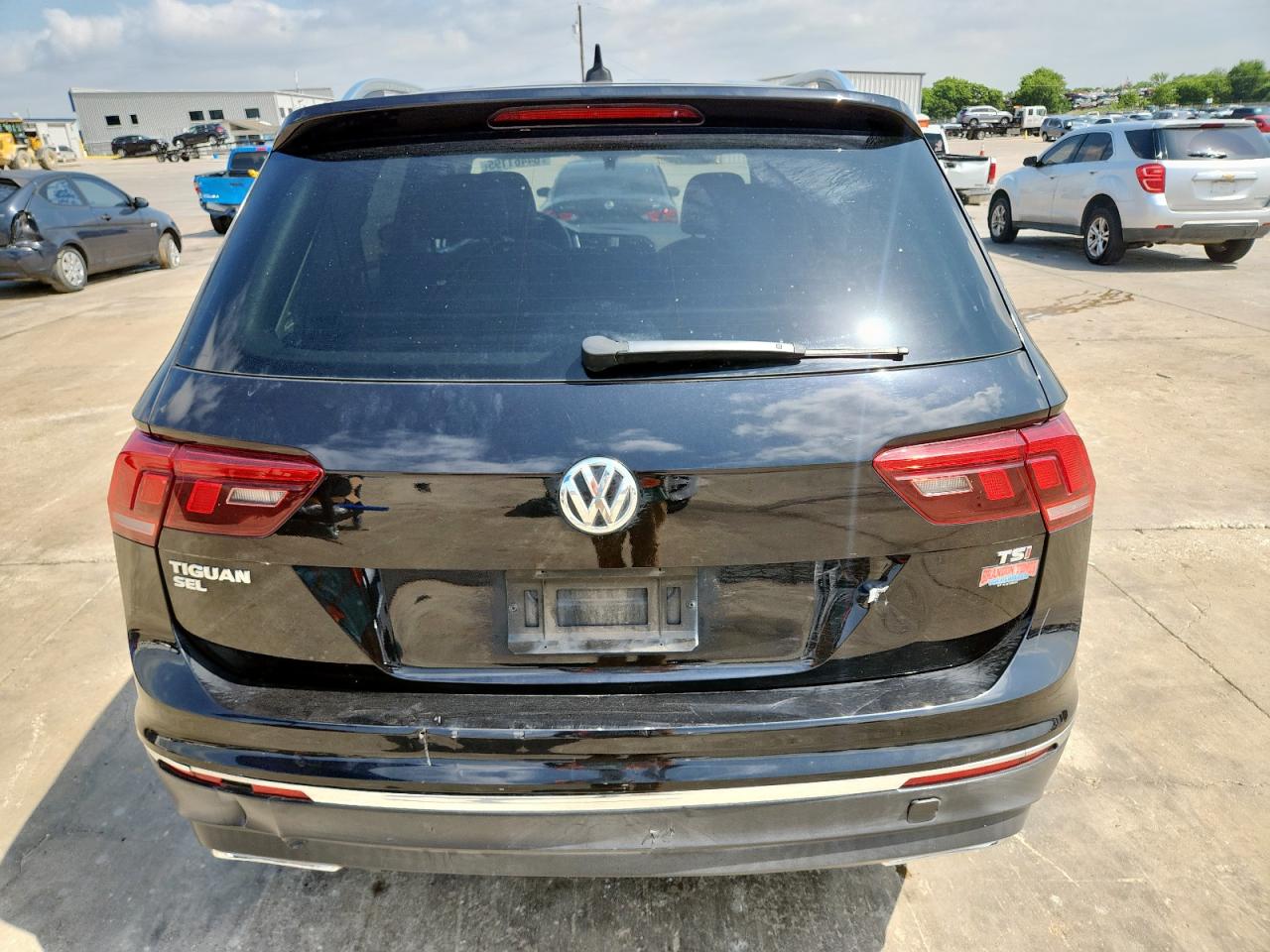 2018 Volkswagen Tiguan Se VIN: 3VV3B7AX2JM159467 Lot: 64461195