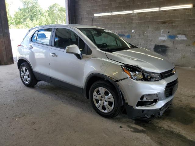  CHEVROLET TRAX 2017 Srebrny