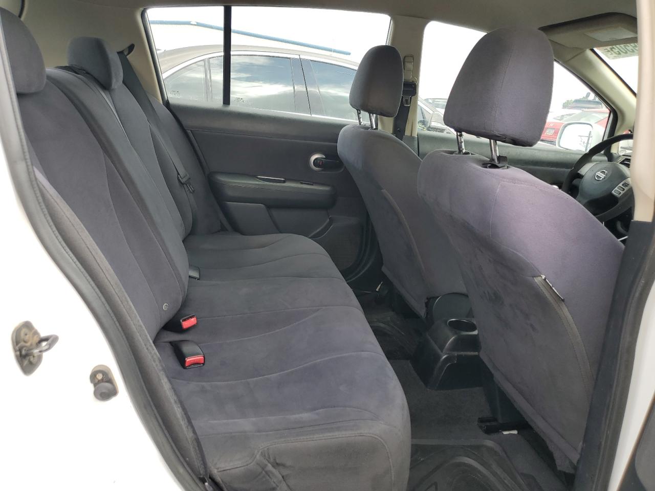 2009 Nissan Versa S VIN: 3N1BC13E69L374483 Lot: 64799505