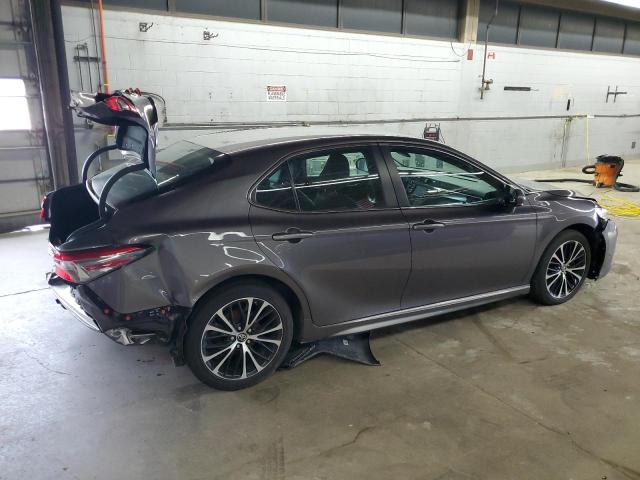 TOYOTA CAMRY 2018 Szary