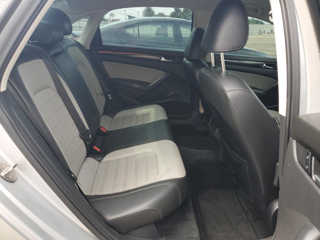 2015 Volkswagen Passat Se VIN: 1VWBT7A3XFC069915 Lot: 65417445