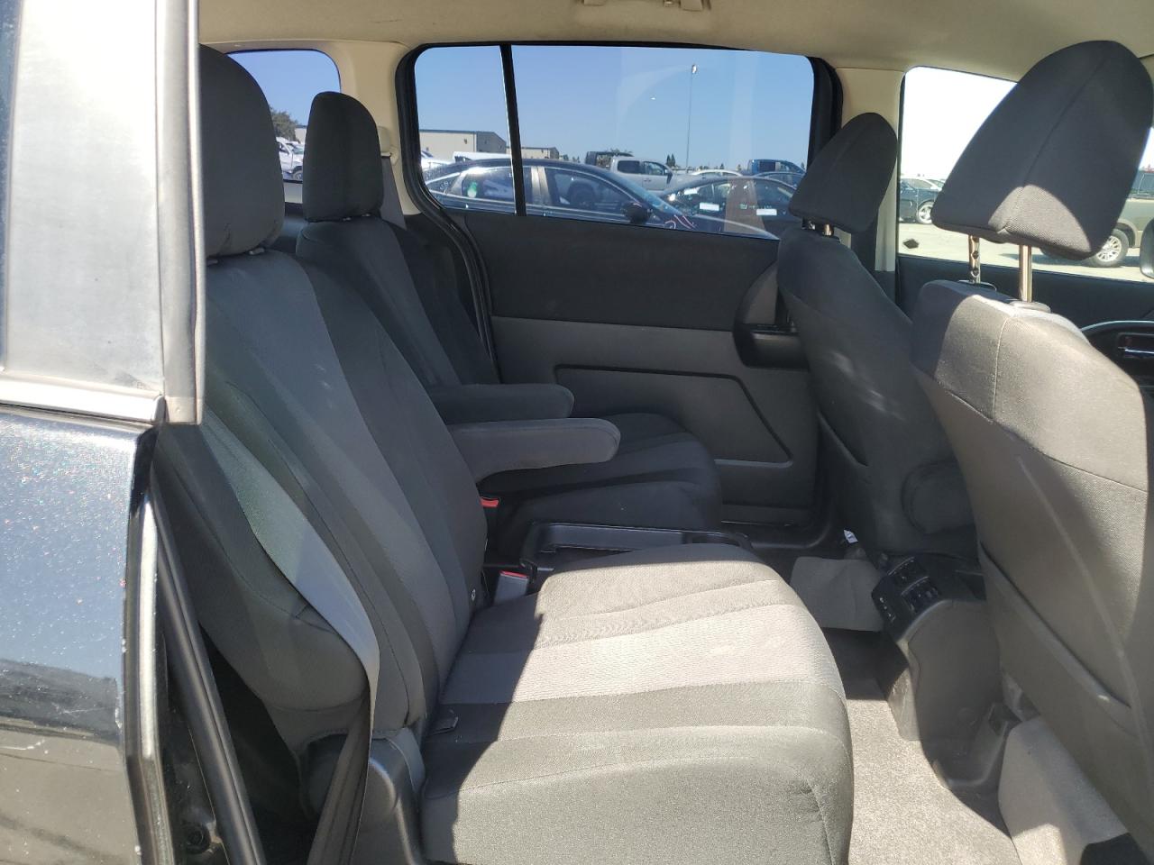 2015 Mazda 5 Sport VIN: JM1CW2BL9F0184913 Lot: 64104555