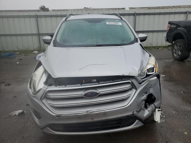  FORD ESCAPE 2018 Srebrny