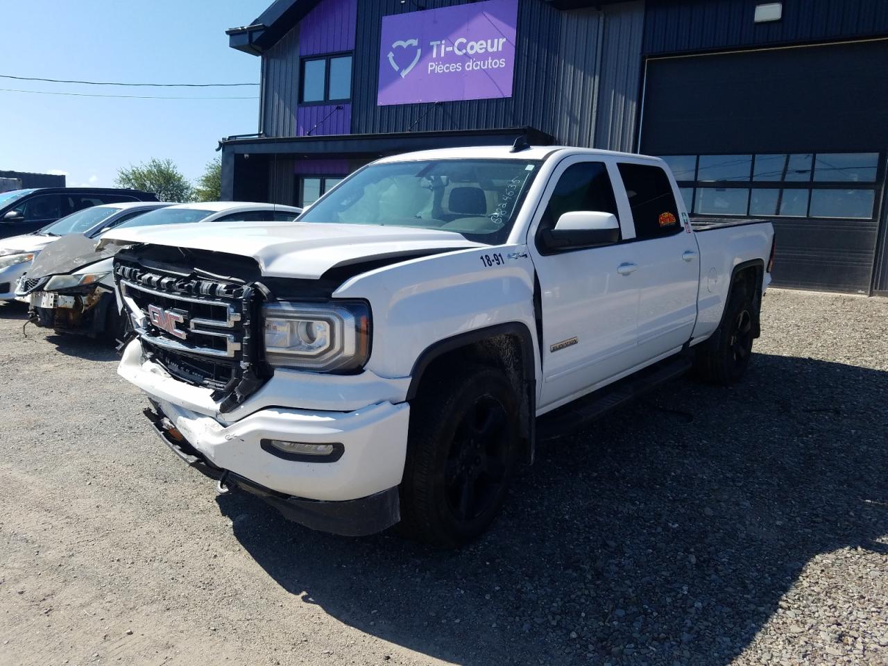 3gtu2mec0jg469608 3GTU2MEC0JG469608 2018 GMC Sierra K1500 Sle