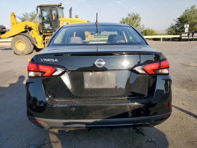  NISSAN VERSA 2021 Czarny
