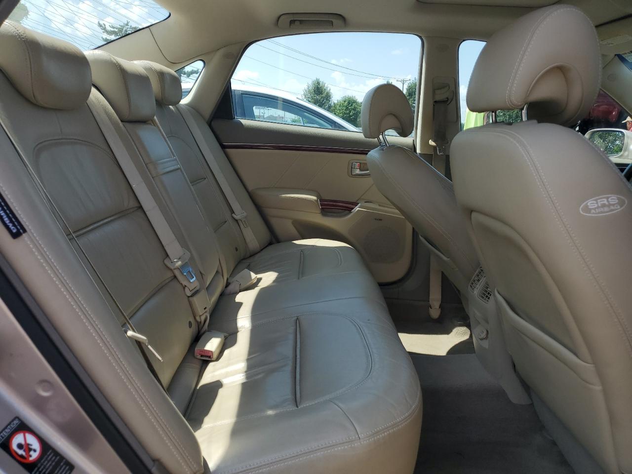 2008 Hyundai Azera Se VIN: KMHFC46F18A282915 Lot: 63642835