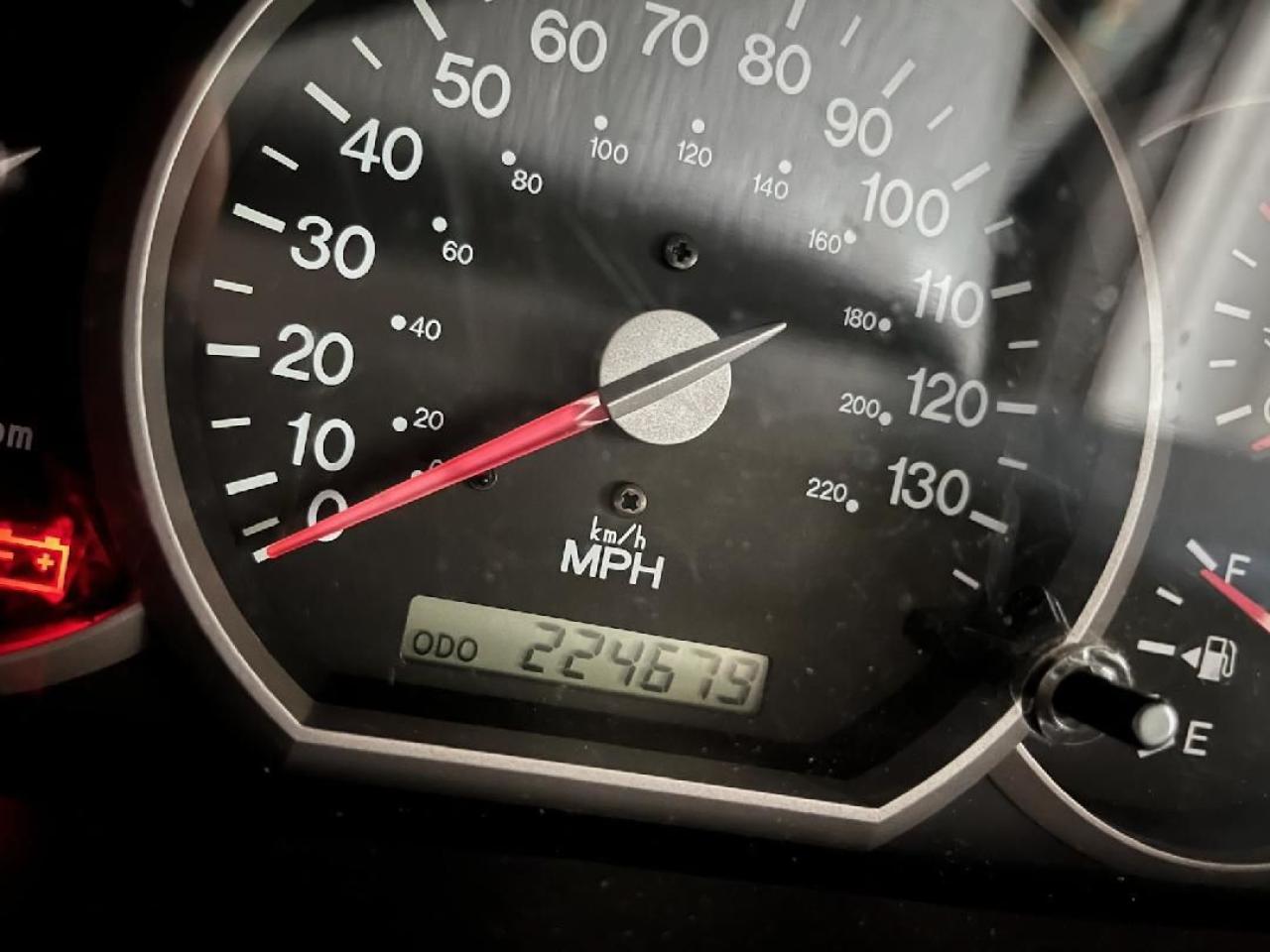 2005 Kia Sedona Ex VIN: KNDUP131556627899 Lot: 61227605