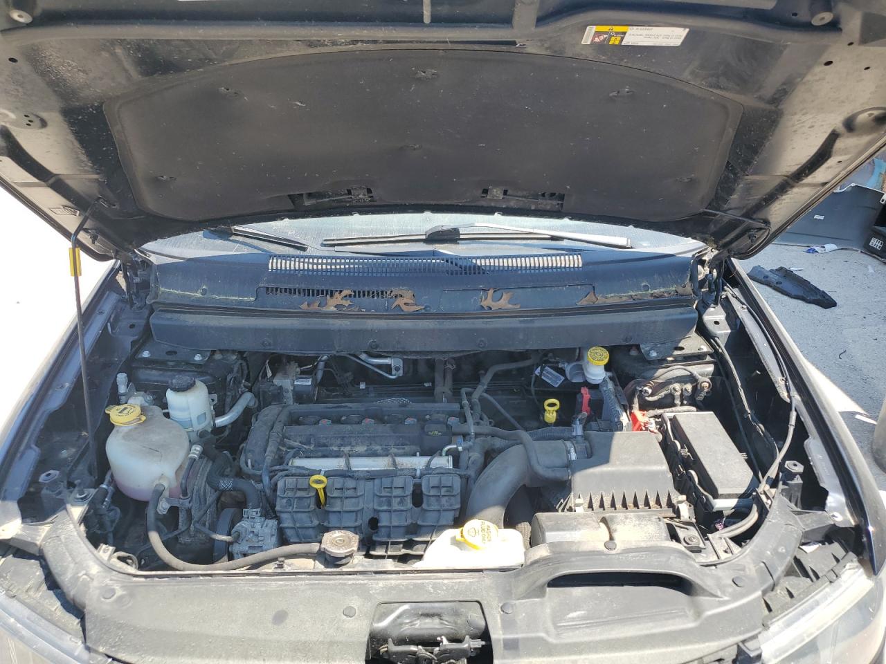 2018 Dodge Journey Se VIN: 3C4PDCABXJT529528 Lot: 63648605