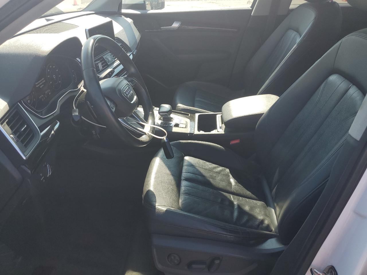 wa1anafy9j2209715 WA1ANAFY9J2209715 2018 Audi Q5 Premium