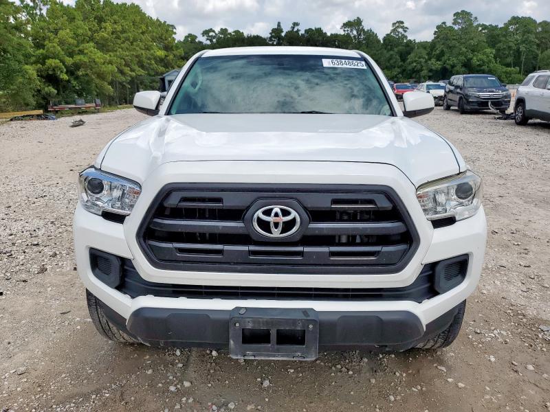  TOYOTA TACOMA 2017 White