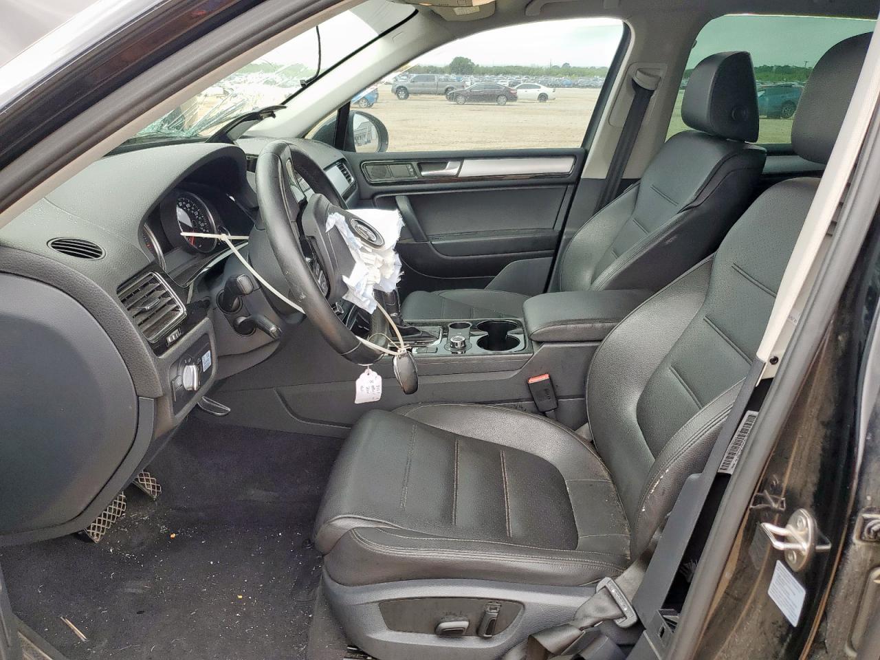 2013 Volkswagen Touareg V6 Tdi VIN: WVGEP9BP6DD005438 Lot: 63470755