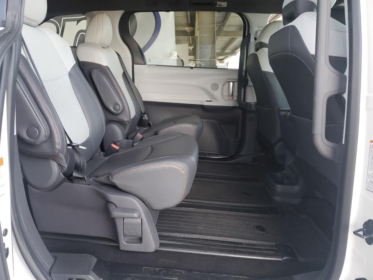 2021 Toyota Sienna Xse VIN: 5TDXRKEC8MS039716 Lot: 64885515