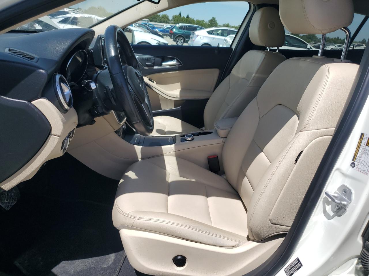 2015 Mercedes-Benz Gla 250 4Matic VIN: WDCTG4GB0FJ092702 Lot: 63663555