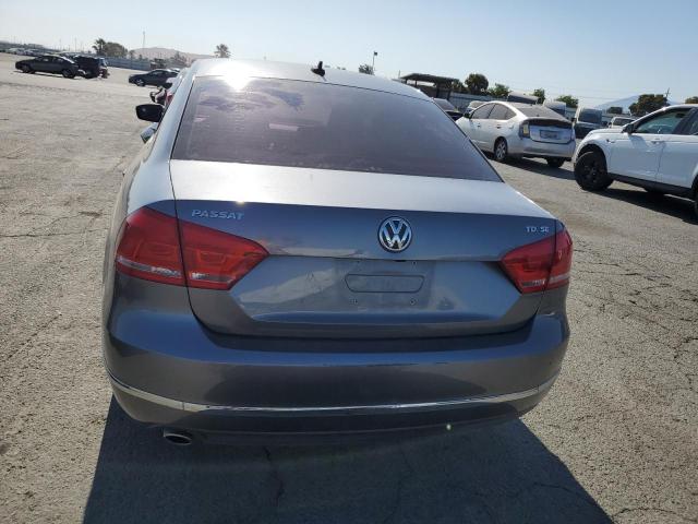  VOLKSWAGEN PASSAT 2015 Szary