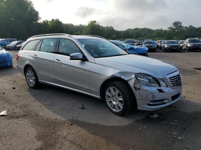  MERCEDES-BENZ E-CLASS 2012 Srebrny