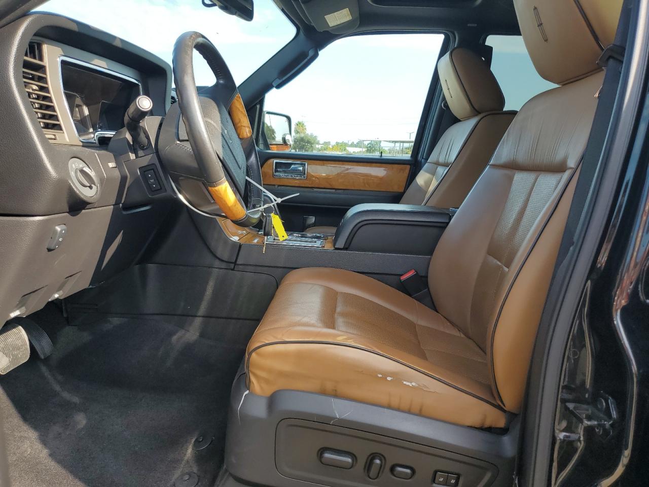 2011 Lincoln Navigator VIN: 5LMJJ2H56BEJ05251 Lot: 65182505
