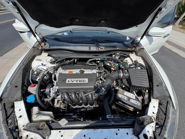 Parquets HONDA CROSSTOUR 2014 Biały