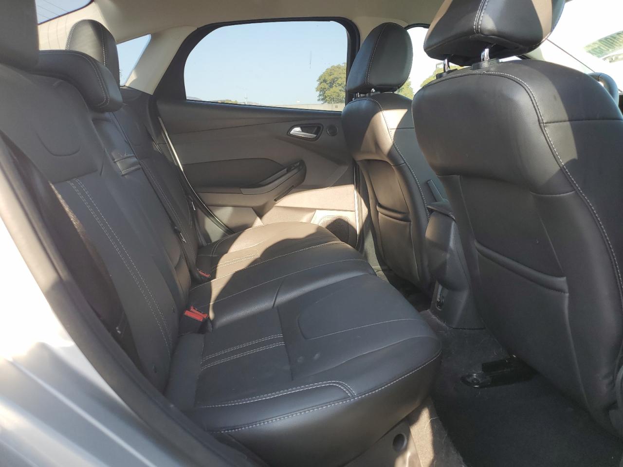 2013 Ford Focus Titanium VIN: 1FADP3J24DL116892 Lot: 65040065