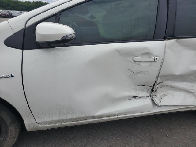  TOYOTA PRIUS 2014 White