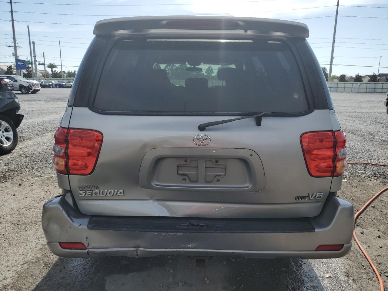 2002 Toyota Sequoia Limited VIN: 5TDZT38A32S060299 Lot: 63744685