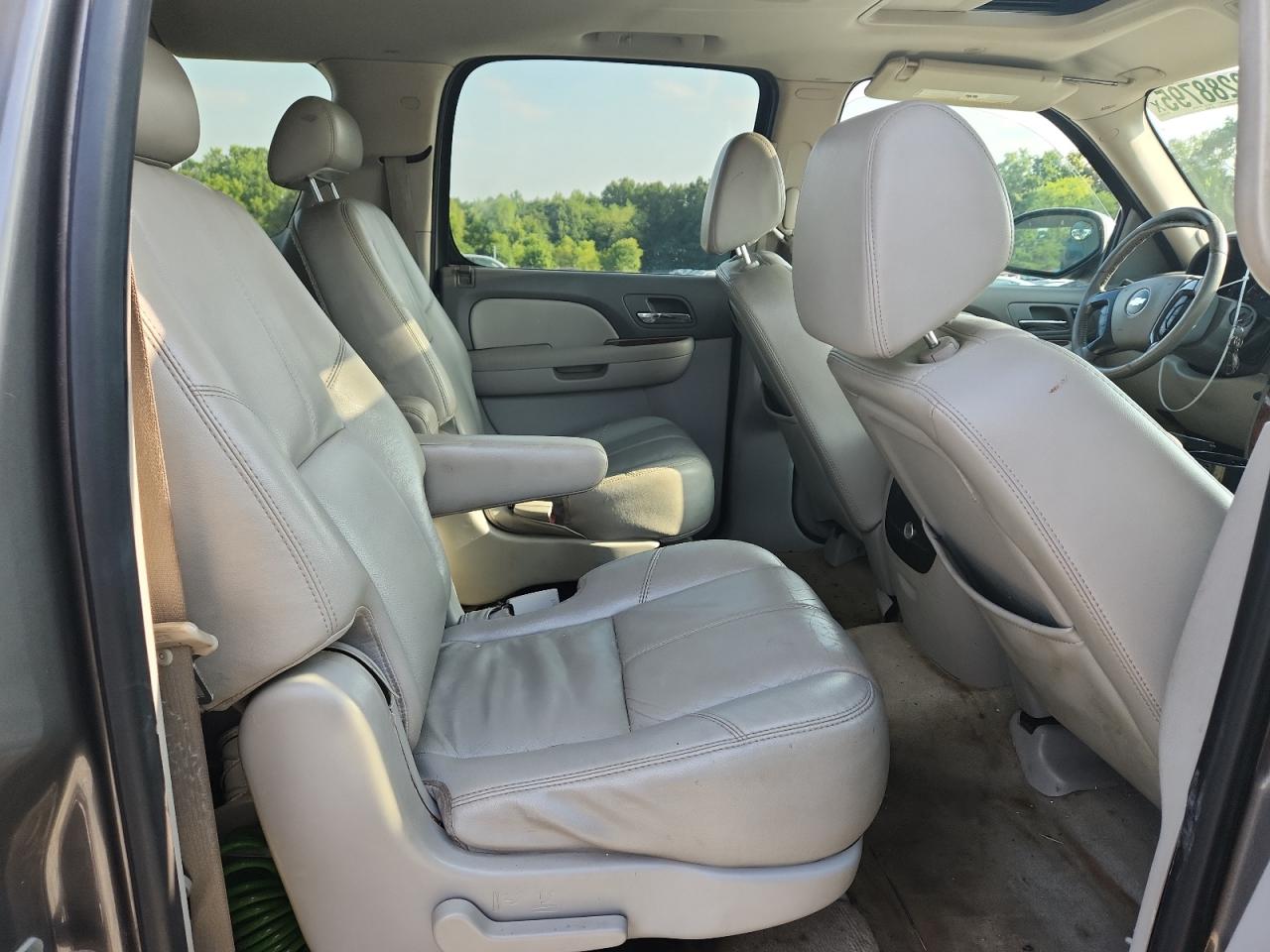 2007 Chevrolet Suburban K1500 VIN: 1GNFK16397J363002 Lot: 63288795