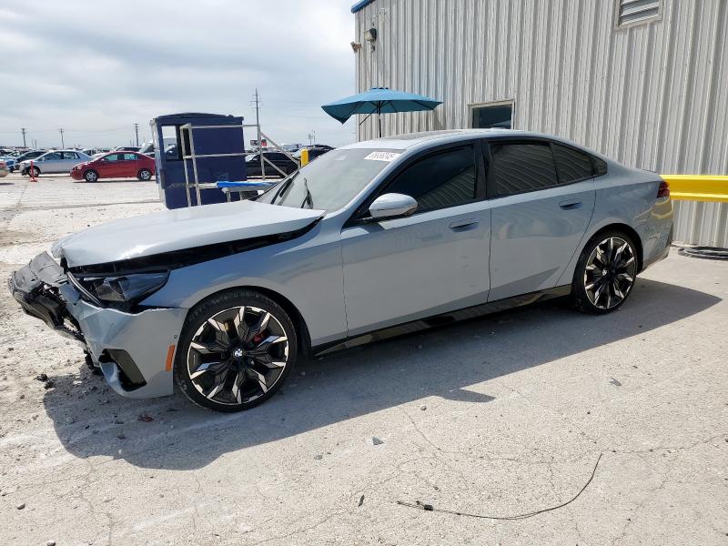 BMW 5 SERIES 2024 Серый