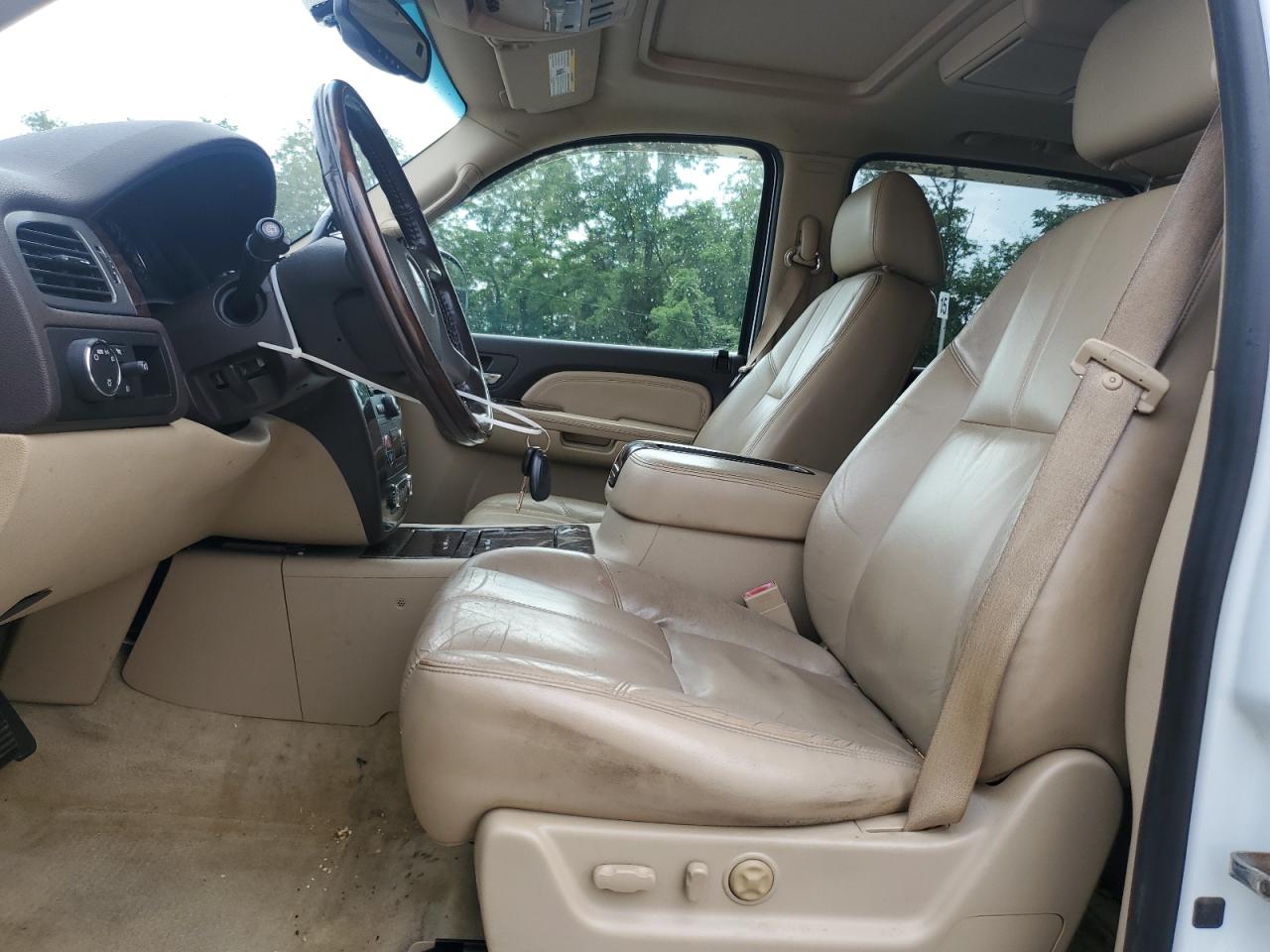 2008 GMC Yukon Xl Denali VIN: 1GKFK66848J127817 Lot: 64902345