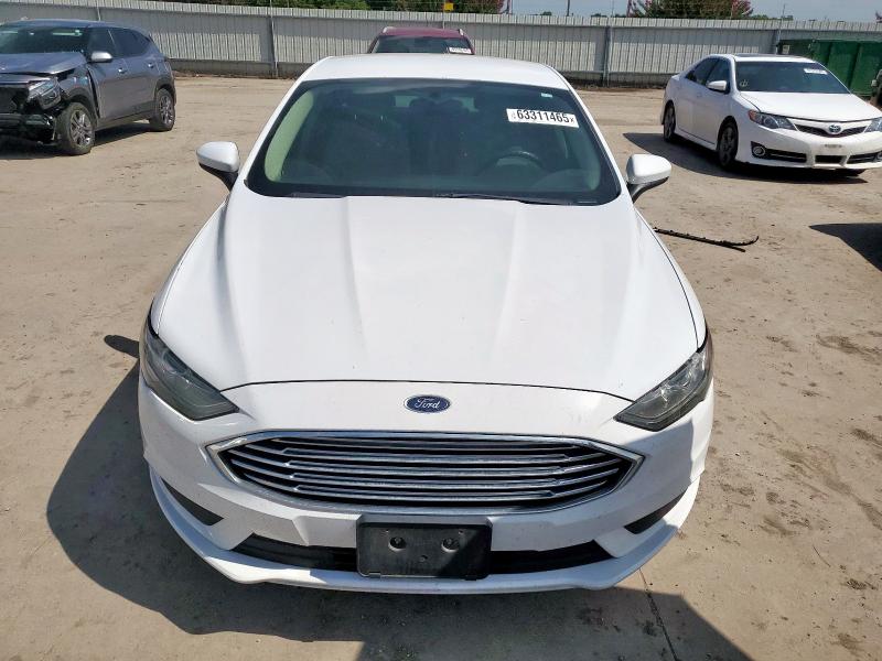 Седаны FORD FUSION 2017 Белы