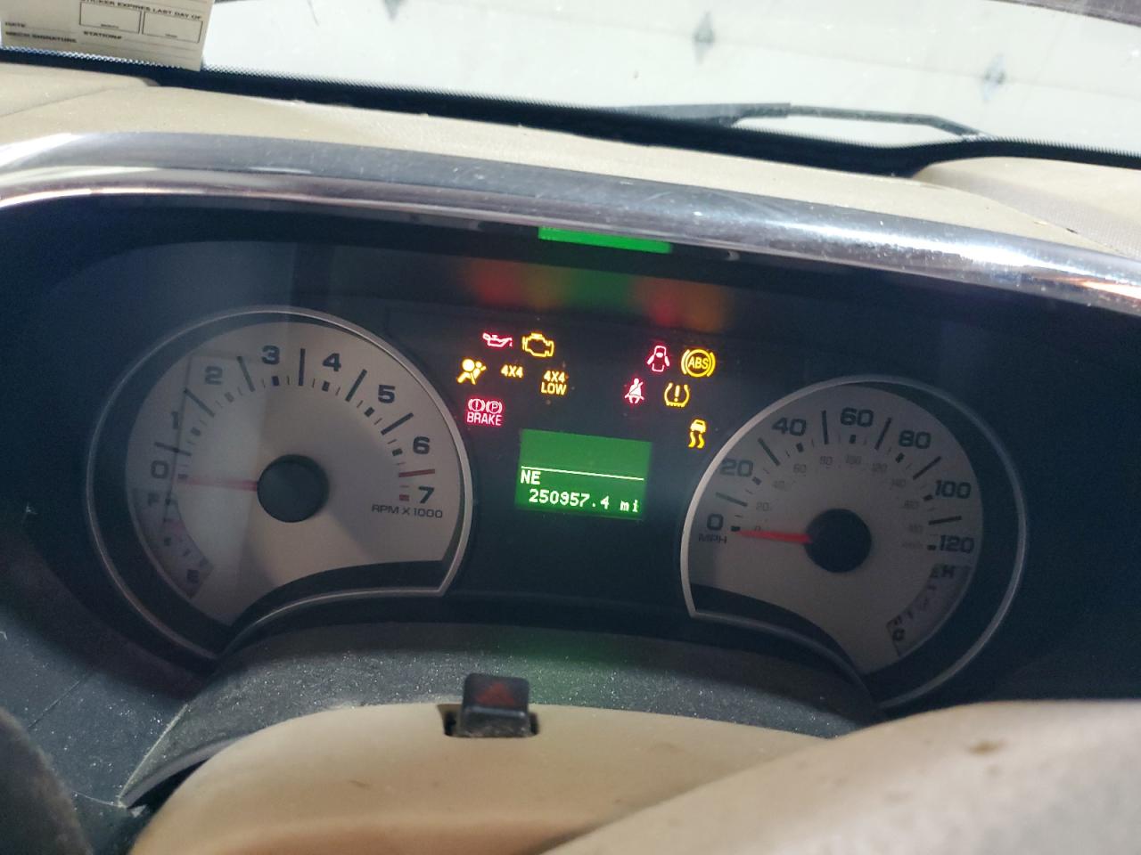 1fmeu74e57ua57978 1FMEU74E57UA57978 2007 Ford Explorer Eddie Bauer