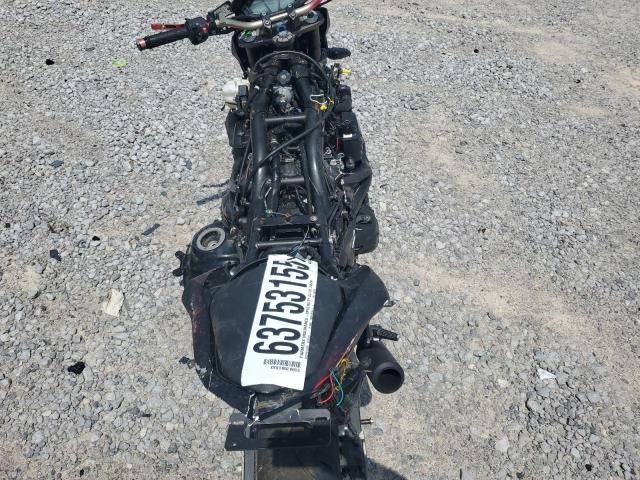  KAWASAKI ZR800 B 2016 Чорний