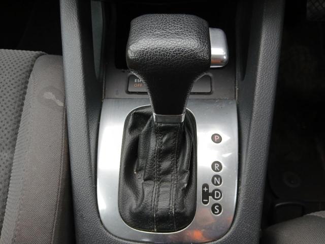 2006 VOLKSWAGEN GOLF SE AU