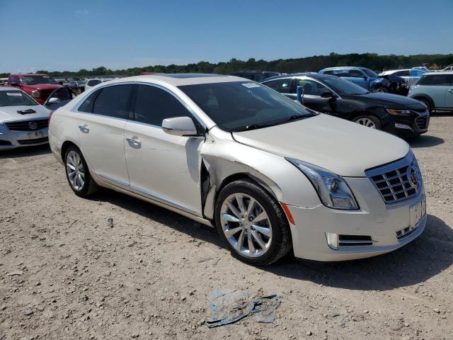  CADILLAC XTS 2013 Kremowy