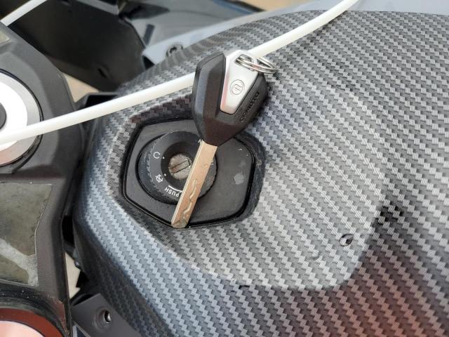 2023 CF MOTO 300SS