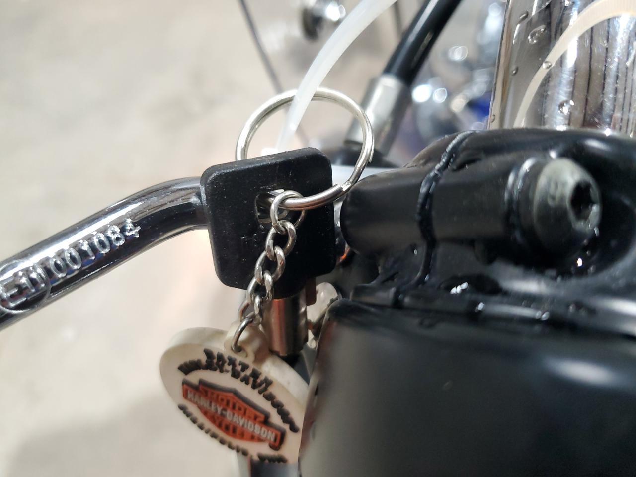 2015 Harley-Davidson Flstc Heritage Softail Classic VIN: 1HD1BWV11FB026699 Lot: 63430595