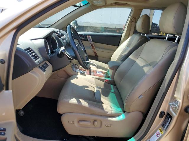  TOYOTA HIGHLANDER 2013 Бежевый