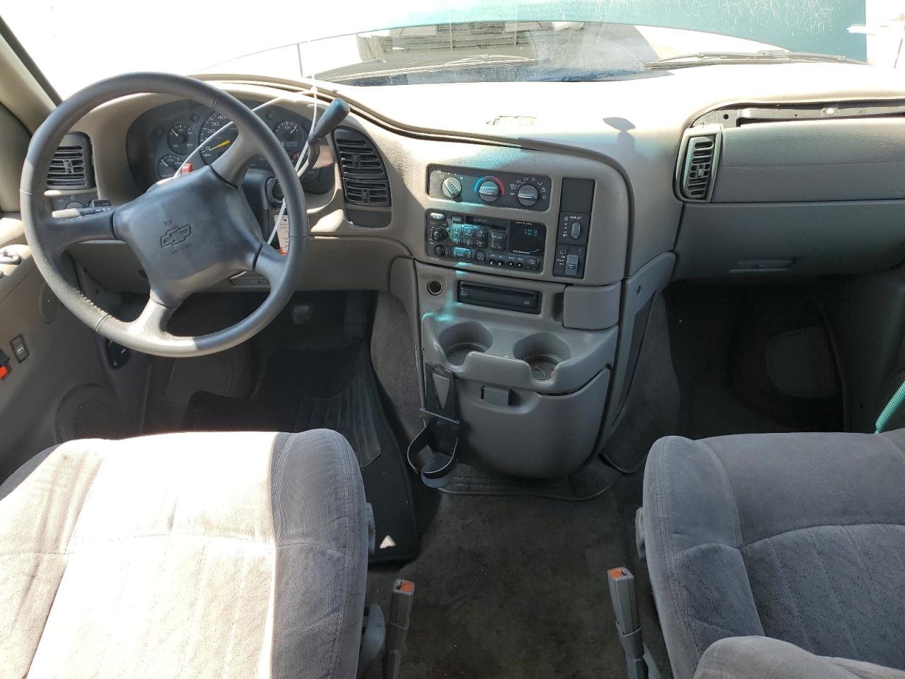 1999 Chevrolet Astro VIN: 1GNDM19WXXB119909 Lot: 64650315