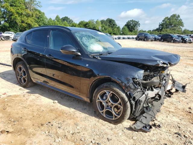  ALFA ROMEO STELVIO 2022 Czarny
