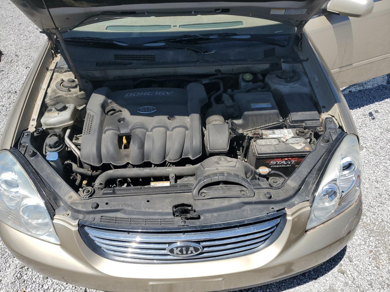 2007 Kia Optima Lx VIN: KNAGE123975136747 Lot: 61872475