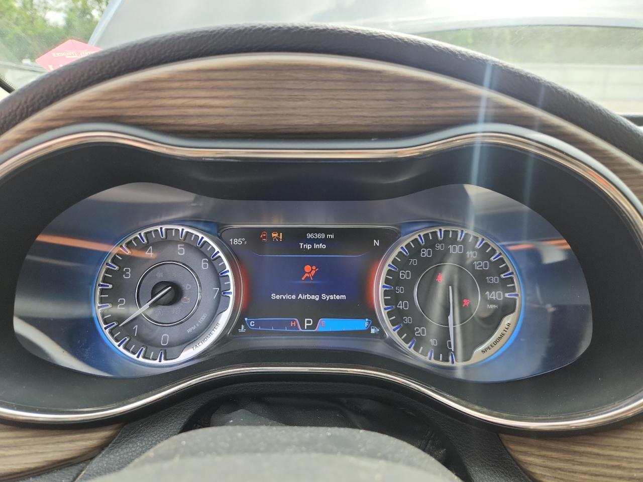 2015 Chrysler 200 C VIN: 1C3CCCEGXFN589506 Lot: 63815835