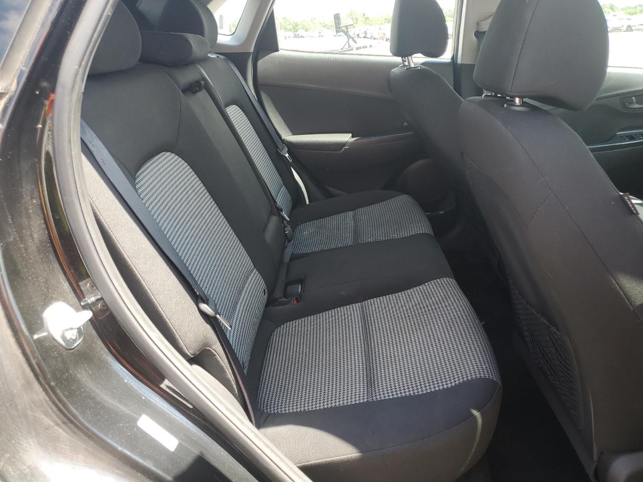 2019 Hyundai Kona Se VIN: KM8K12AA6KU240783 Lot: 62780445