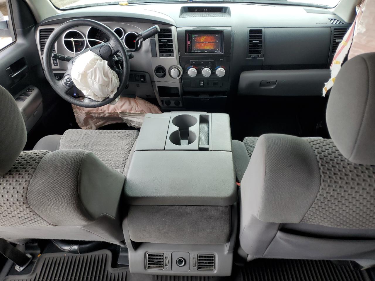 2013 Toyota Tundra Crewmax Sr5 VIN: 5TFEY5F19DX136152 Lot: 63584835